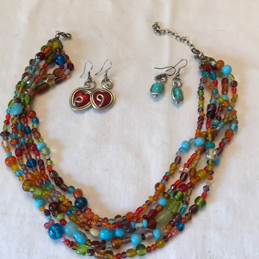 Necklace and Custom Earrings Set - Picture 4 of 7